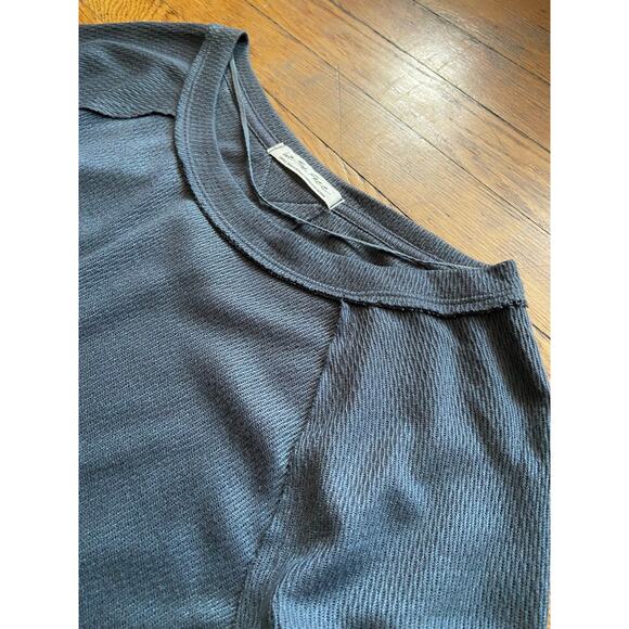 FREE PEOPLE Oversized Waffle Knit Sweater Womens sz S - Picture 2 of 10